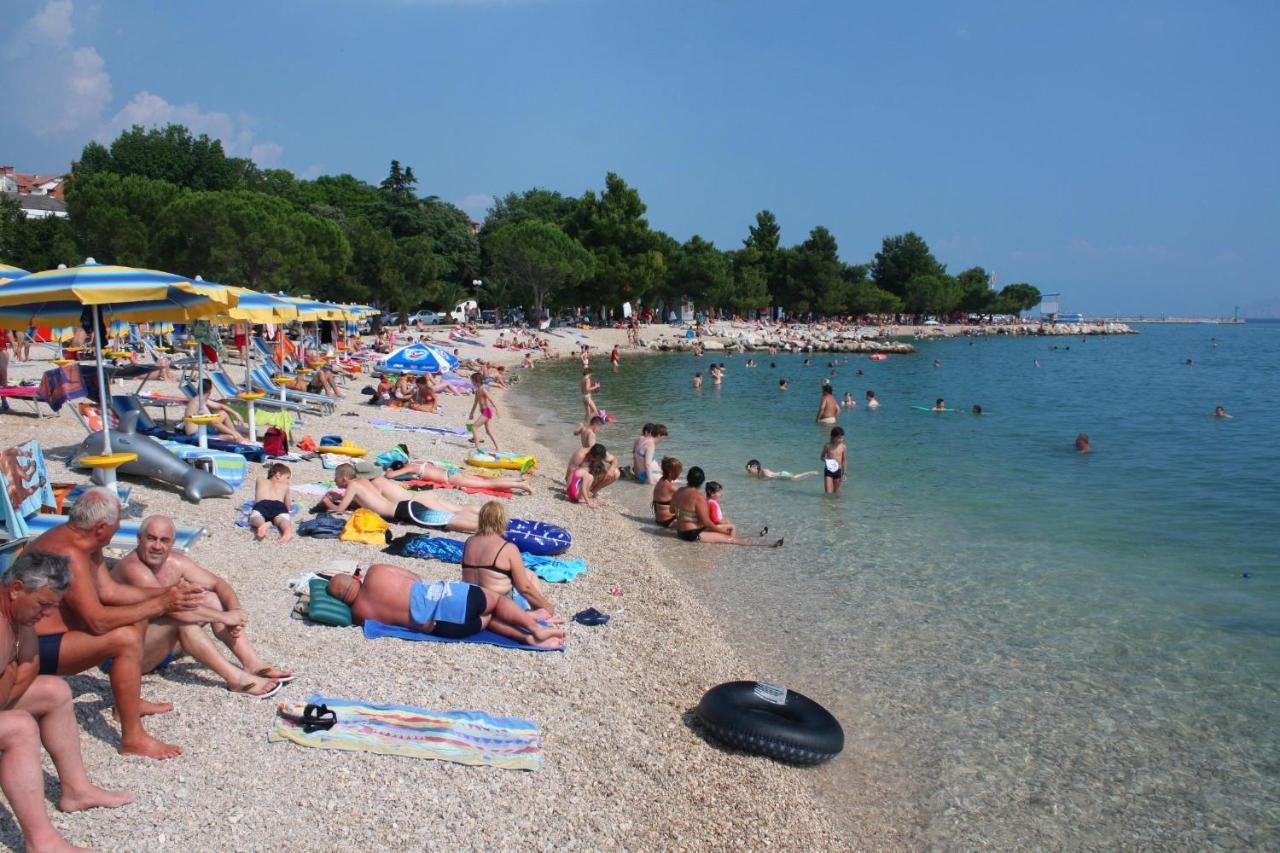 Apartments With A Parking Space Crikvenica - 12592 Luaran gambar
